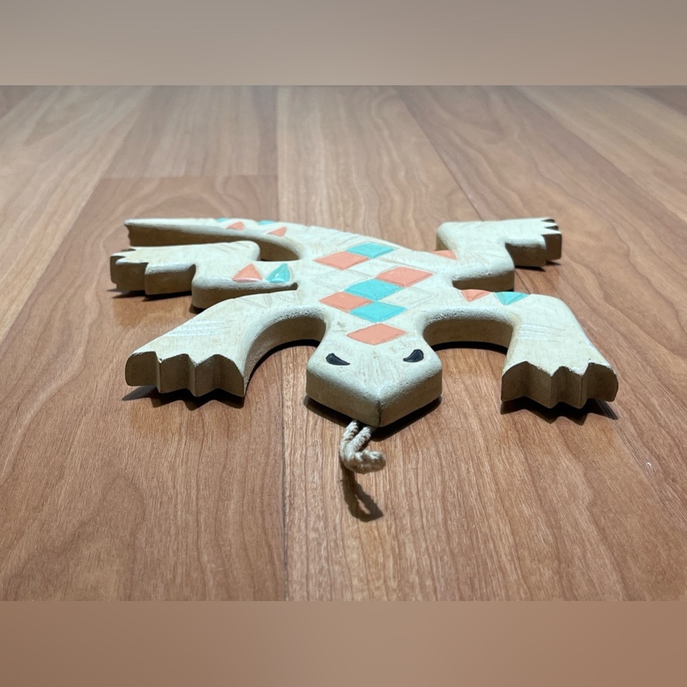 Wooden Iguana/Lizard Wall Hanging Decor Southwest Theme - Picture 3 of 11